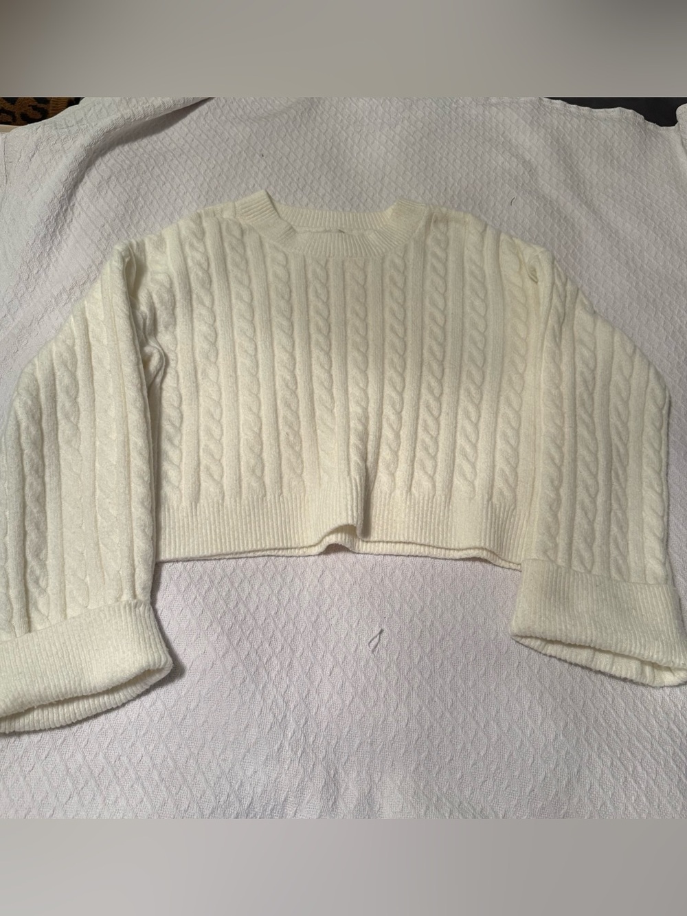 Hollister Cream Cable-Knit Cropped Crewneck Sweater
